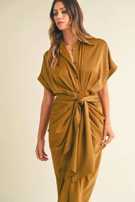 Malibu Dress Satin Short Sleeve - Image 12